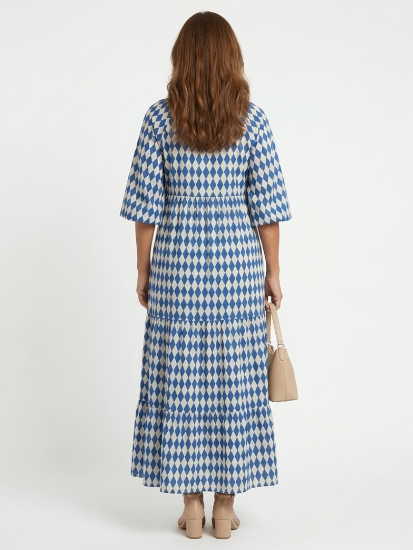 Avena | Diamond Print Tiered Midi Dress